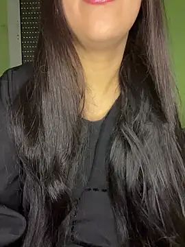 Snapshot of Mayacrayzi chatting on March 27, 8:48 am Mayacrayzi online show from March 27, 8:48 am