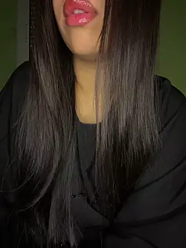 Snapshot of Mayacrayzi chatting on March 28, 9:31 am Mayacrayzi online show from March 28, 9:31 am