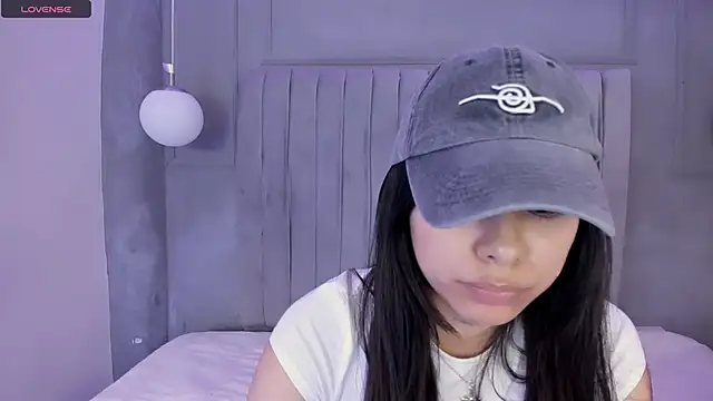 AmyOlimpo online show from December 22, 2:28 am