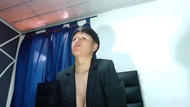 Snapshot of Tamarahryan chatting on September 27, 2:00 pm Tamarahryan online show from September 27, 2:00 pm