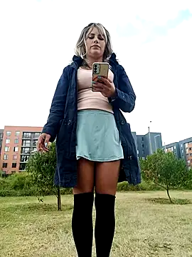 Snapshot of Misscata1106 chatting on September 18, 7:27 pm Misscata1106 online show from September 18, 7:27 pm