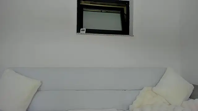 bellahot77 online show from February 18, 10:44 am