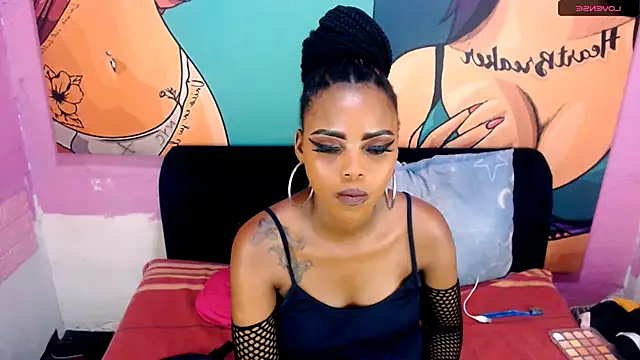 Snapshot of EroticDesiresxxx chatting on October 23, 7:01 pm EroticDesiresxxx online show from October 23, 7:01 pm