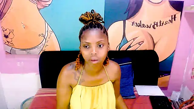 Snapshot of EroticDesiresxxx chatting on December 15, 5:28 pm EroticDesiresxxx online show from December 15, 5:28 pm