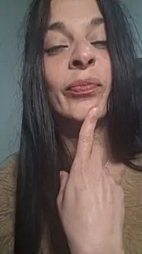 patatinahot87 online show from April 2, 3:53 pm