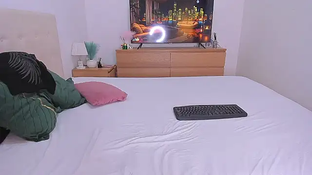 Snapshot of Your_Girl69XXX chatting on January 7, 10:45 pm Your Girl69XXX online show from January 7, 10:45 pm