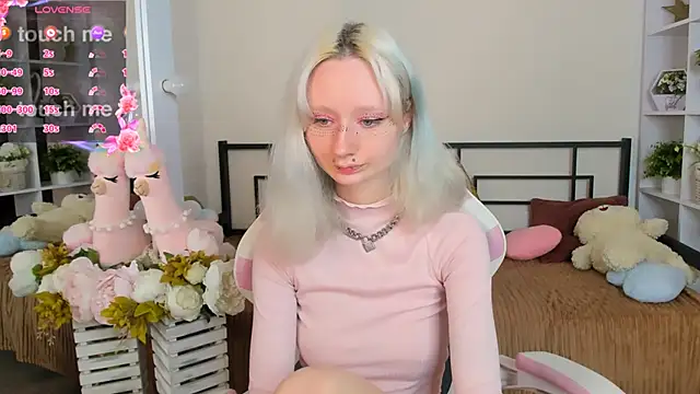 Katia Kim online show from May 19, 5:14 am