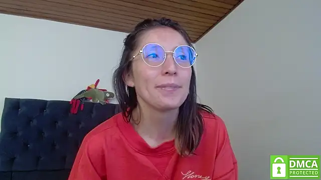 Sophi Cute online show from December 12, 3:37 pm
