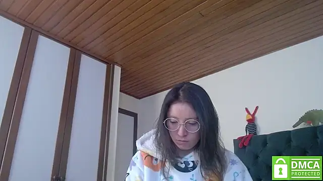 Sophi Cute online show from December 15, 12:17 pm