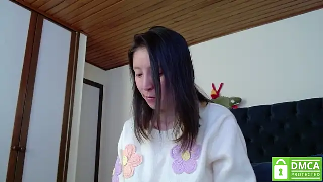 Sophi Cute online show from December 19, 12:23 pm