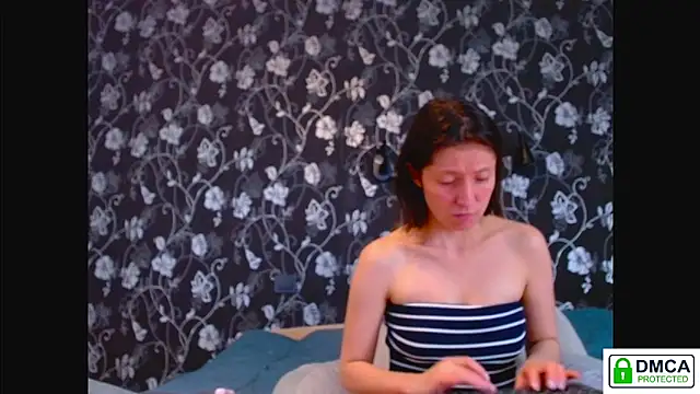 Sophi Cute online show from June 27, 11:15 am