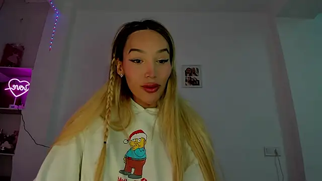  viioletweekend  online show from January 9, 10:44 pm