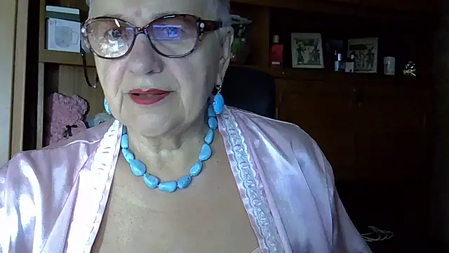 Snapshot of SweetCherry27 chatting on September 23, 3:53 am SweetCherry27 online show from September 23, 3:53 am