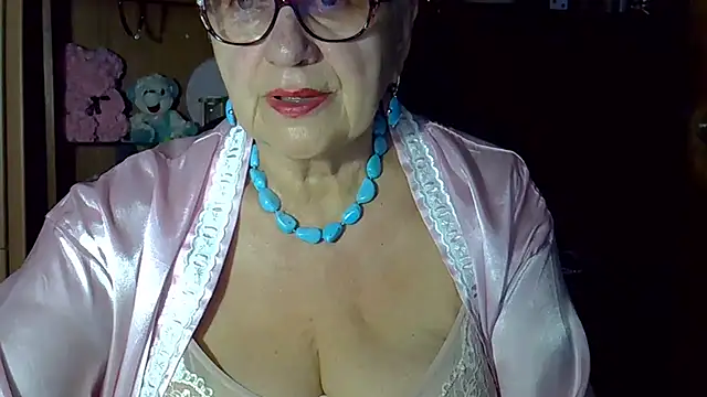 Snapshot of SweetCherry27 chatting on September 23, 3:59 pm SweetCherry27 online show from September 23, 3:59 pm