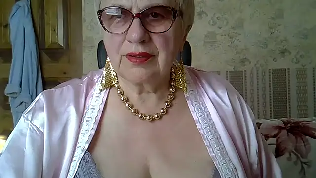 SweetCherry27 online show from May 6, 2:44 pm