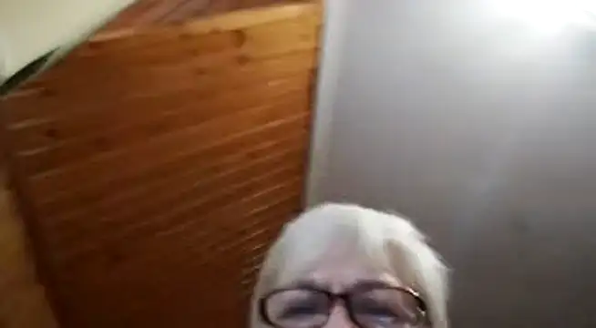 SweetCherry27 online show from June 24, 3:16 am