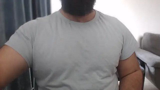 hugemachohandsome online show from September 28, 10:42 am