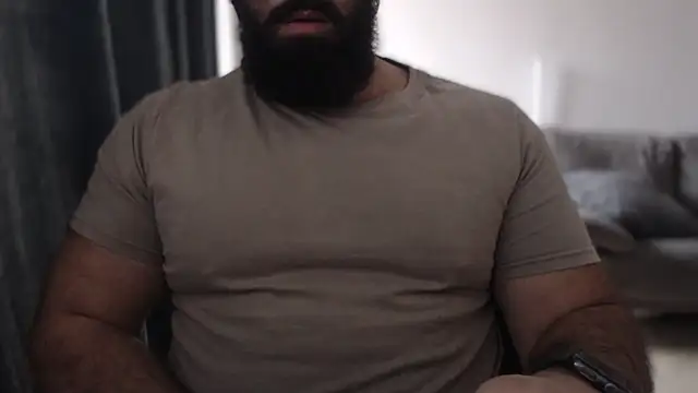 hugemachohandsome online show from November 7, 1:44 pm