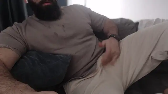 hugemachohandsome online show from February 19, 8:54 am