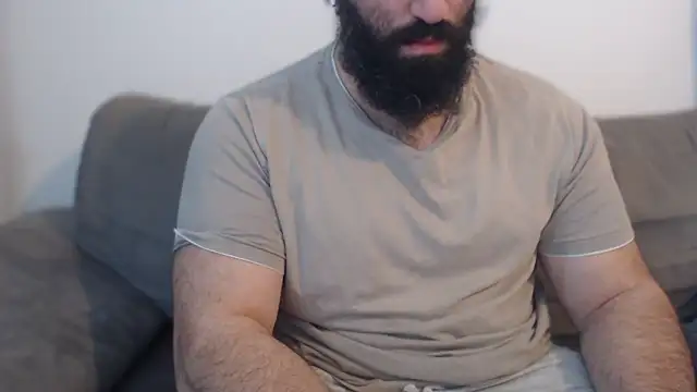 hugemachohandsome online show from May 14, 7:04 am