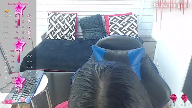 evelin zaens online show from January 29, 3:54 am