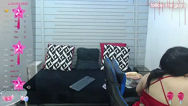 evelin zaens online show from March 15, 4:13 am