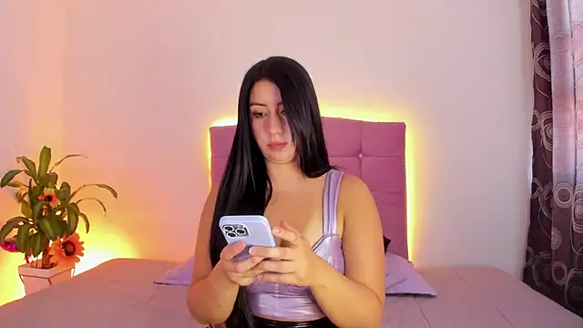 Snapshot of MarieLatex chatting on March 21, 7:57 pm MarieLatex online show from March 21, 7:57 pm