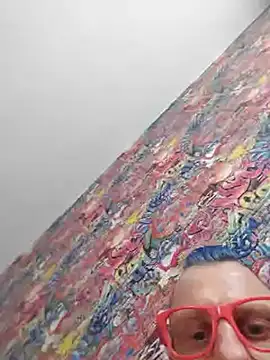 Snapshot of Zu_Real chatting on December 22, 10:38 am Zu Real online show from December 22, 10:38 am