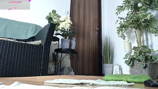 Squirtmania online show from December 29, 5:21 am