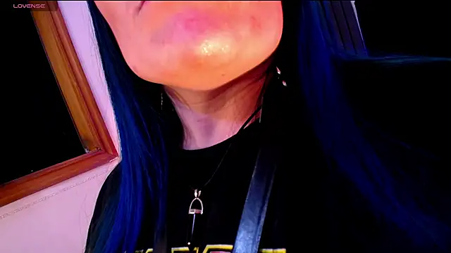 alicia moom online show from February 3, 7:19 pm