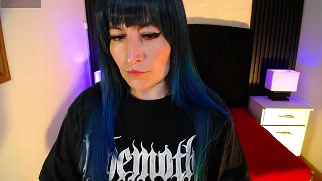 alicia moom online show from March 30, 7:48 pm