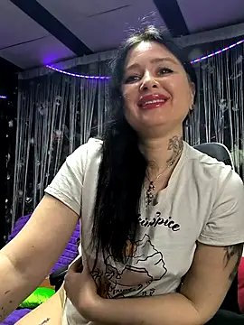 KikiXRed online show from March 28, 4:23 am