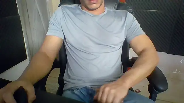 MachoScorpionCaralho online show from July 2, 12:44 pm