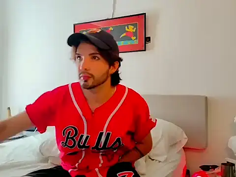 Snapshot of SAENNZ_01 chatting on October 18, 7:58 pm SAENNZ 01 online show from October 18, 7:58 pm