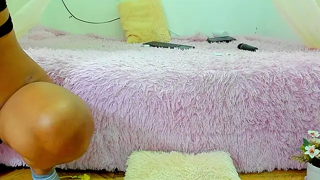 iisabella gonzalez online show from January 6, 7:52 am