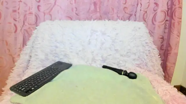 iisabella gonzalez online show from October 6, 4:32 am