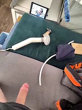 Snapshot of jcp681 chatting on April 4, 4:59 pm jcp681 online show from April 4, 4:59 pm