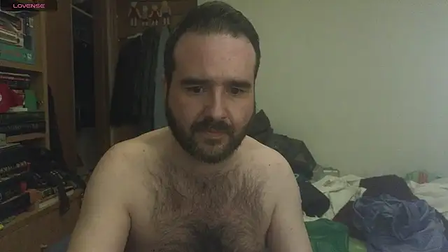 Snapshot of curiosillo83 chatting on March 1, 11:50 am curiosillo83 online show from March 1, 11:50 am