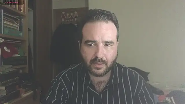 Snapshot of curiosillo83 chatting on March 21, 8:50 pm curiosillo83 online show from March 21, 8:50 pm