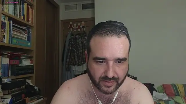 Snapshot of curiosillo83 chatting on October 8, 2:31 am curiosillo83 online show from October 8, 2:31 am