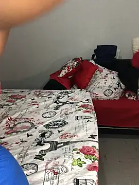 Snapshot of Sexypresh302 chatting on December 11, 9:34 pm Sexypresh302 online show from December 11, 9:34 pm