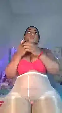 Snapshot of Sexypresh302 chatting on December 30, 3:47 am Sexypresh302 online show from December 30, 3:47 am