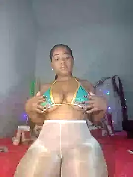 Snapshot of Sexypresh302 chatting on January 19, 2:57 am Sexypresh302 online show from January 19, 2:57 am