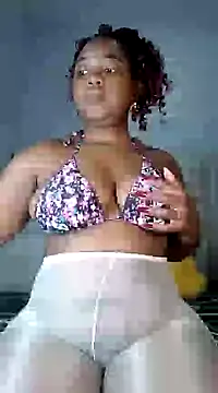 Snapshot of Sexypresh302 chatting on February 17, 10:36 pm Sexypresh302 online show from February 17, 10:36 pm