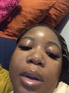 Sexypresh302 online show from May 13, 7:33 pm
