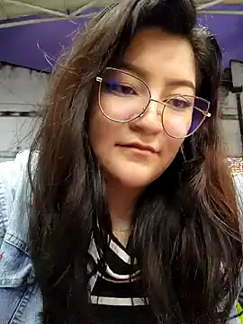 Sakura 0505 online show from December 11, 11:10 pm