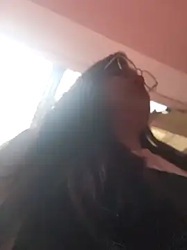 Sakura 0505 online show from December 13, 5:00 pm