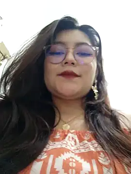 Sakura 0505 online show from March 6, 9:09 pm