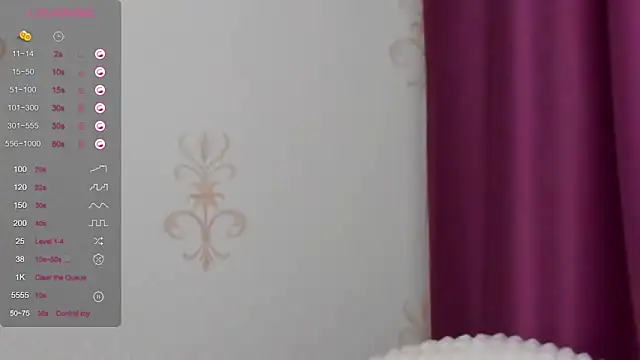 Snapshot of KindHazelHere_ chatting on February 8, 2:16 pm KindHazelHere online show from February 8, 2:16 pm