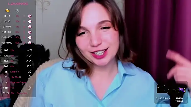 Snapshot of KindHazelHere_ chatting on March 5, 1:42 am KindHazelHere online show from March 5, 1:42 am